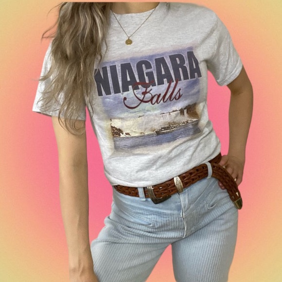 Vintage Tops - Vintage Y2k Niagara Falls Scene Graphic T-Shirt